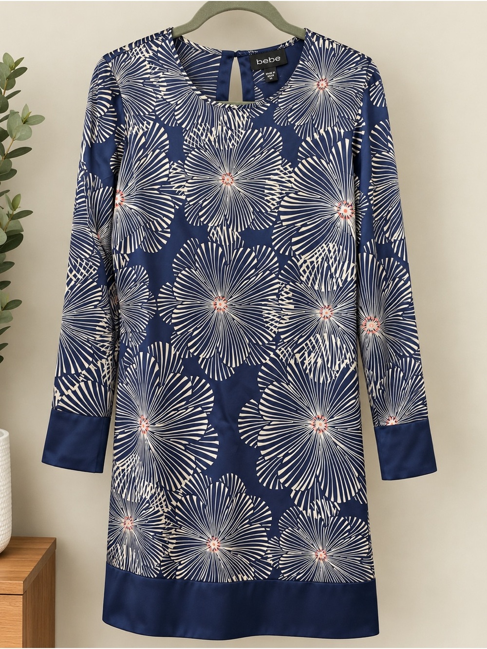 Bebe Navy Floral Print Long Sleeve Shift Dress Size Medium